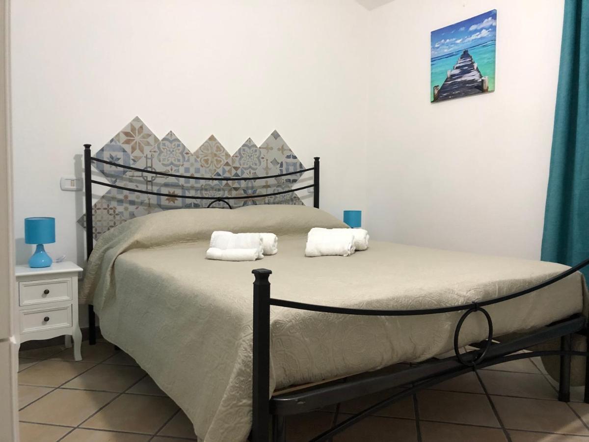B&B Le Terre Cotte Decimomannu Exterior photo